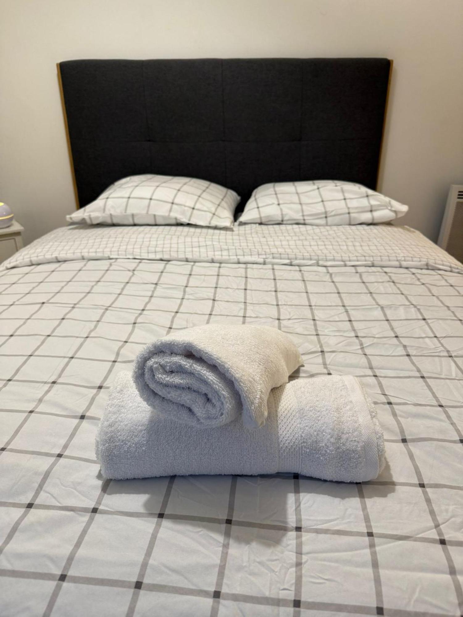 Spacieux Appartement De Charme, Pres De Paris Mantes-la-Jolie Eksteriør billede